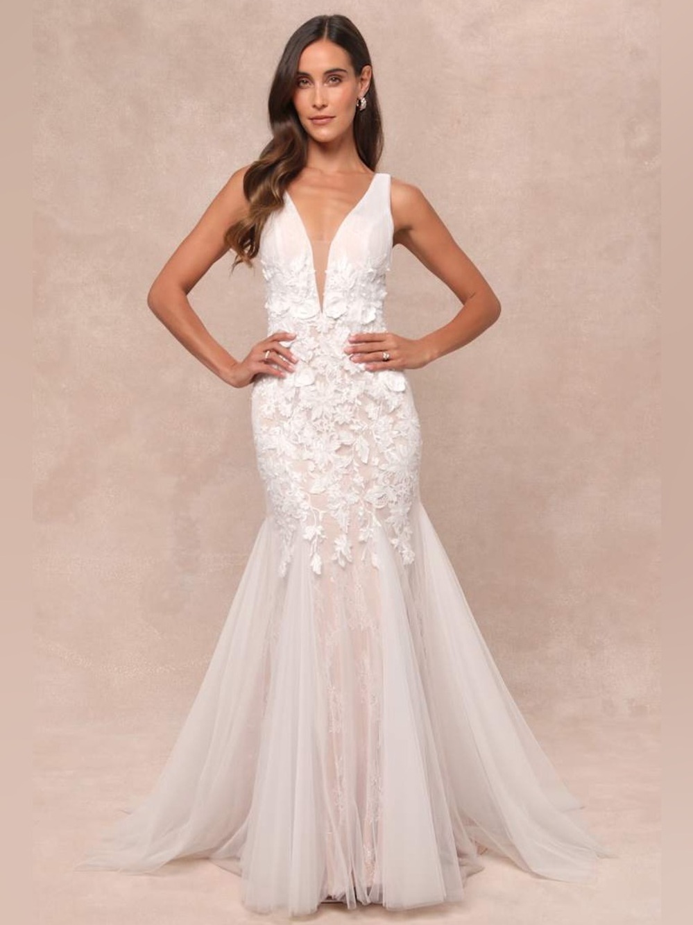 LULU'S Exceptional Vow White Tulle Lace Applique Mermaid
Maxi Dress